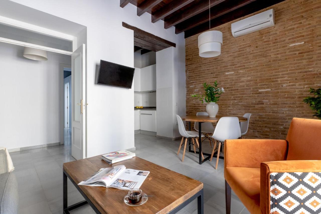Triana Boutique Apartments By Hommyhome Севилья Экстерьер фото