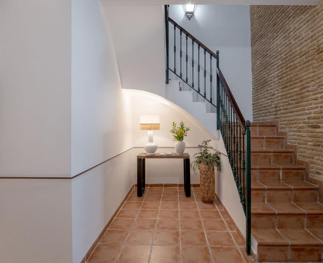 Triana Boutique Apartments By Hommyhome Севилья Экстерьер фото