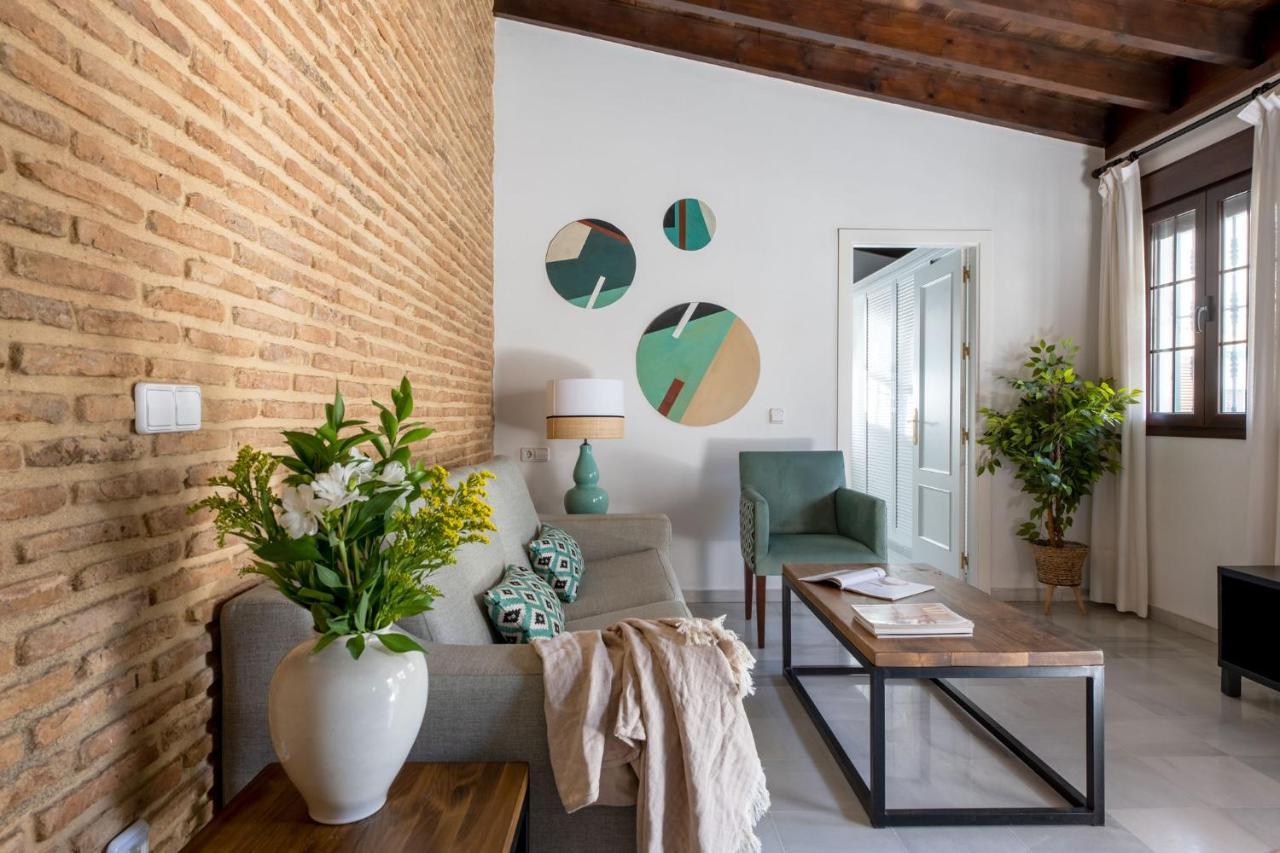 Triana Boutique Apartments By Hommyhome Севилья Экстерьер фото