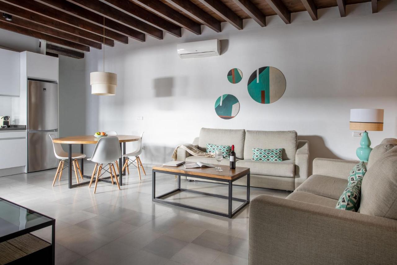Triana Boutique Apartments By Hommyhome Севилья Экстерьер фото