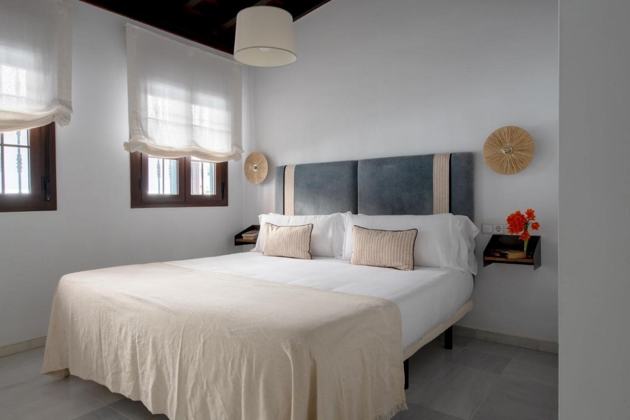 Triana Boutique Apartments By Hommyhome Севилья Экстерьер фото