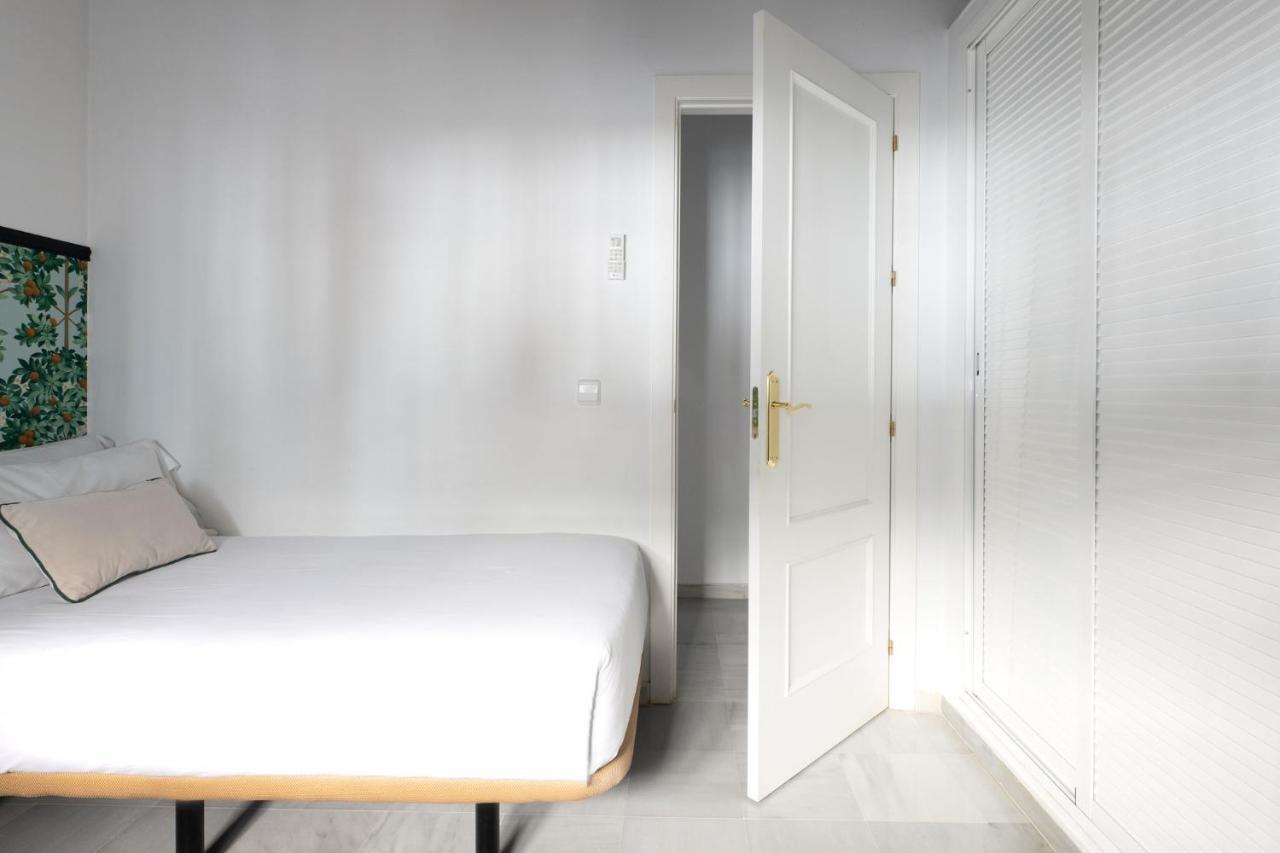 Triana Boutique Apartments By Hommyhome Севилья Экстерьер фото